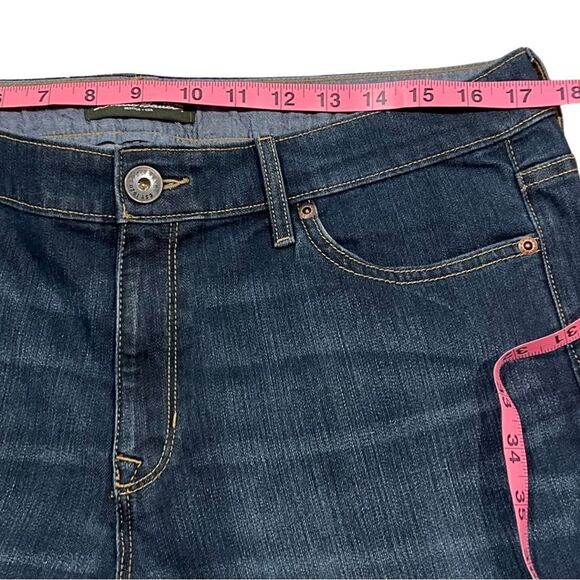 Eddie Bauer Dark Wash Straight leg Jean size 12/31 NWOT - Picture 12 of 15